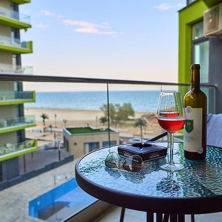 Ambient Holiday Apartment Beach Resort Нэводари Экстерьер фото