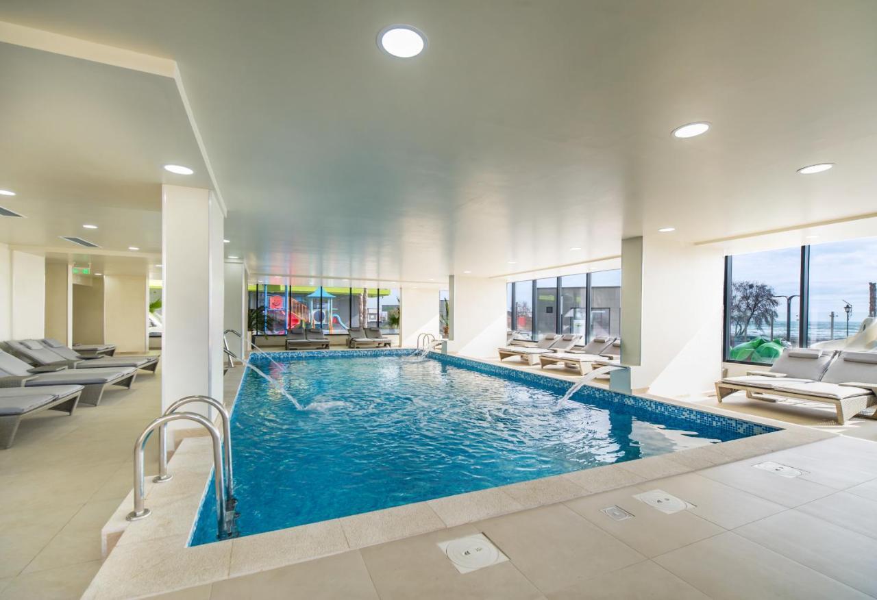 Ambient Holiday Apartment Beach Resort Нэводари Экстерьер фото